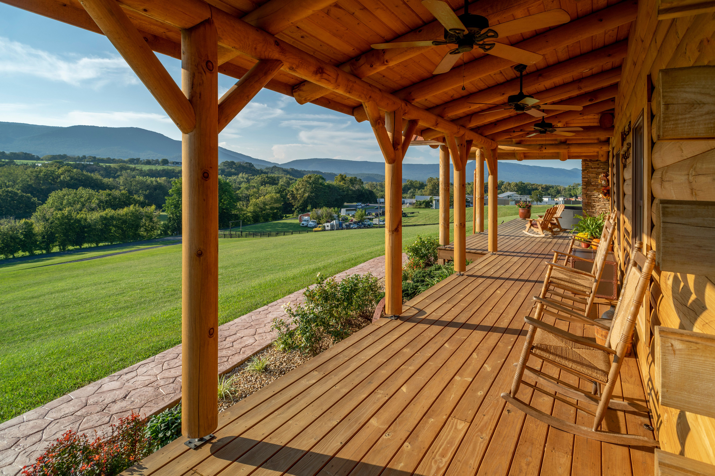 Wood deck protected by Q8 Log Oil